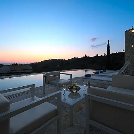 Hotell Mega Lithari Corfu Luxury *
