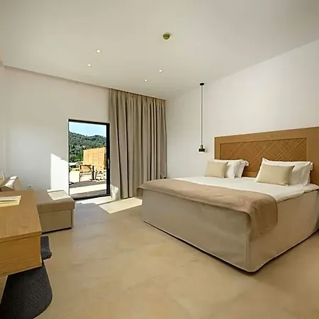 Mega Lithari Corfu Luxury Hotell *